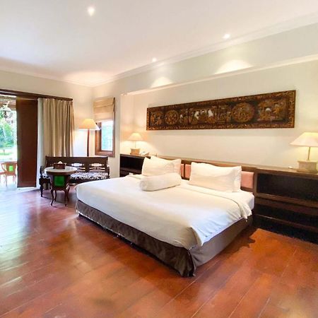 Laras Asri Resort & Spa Salatiga Zewnętrze zdjęcie
