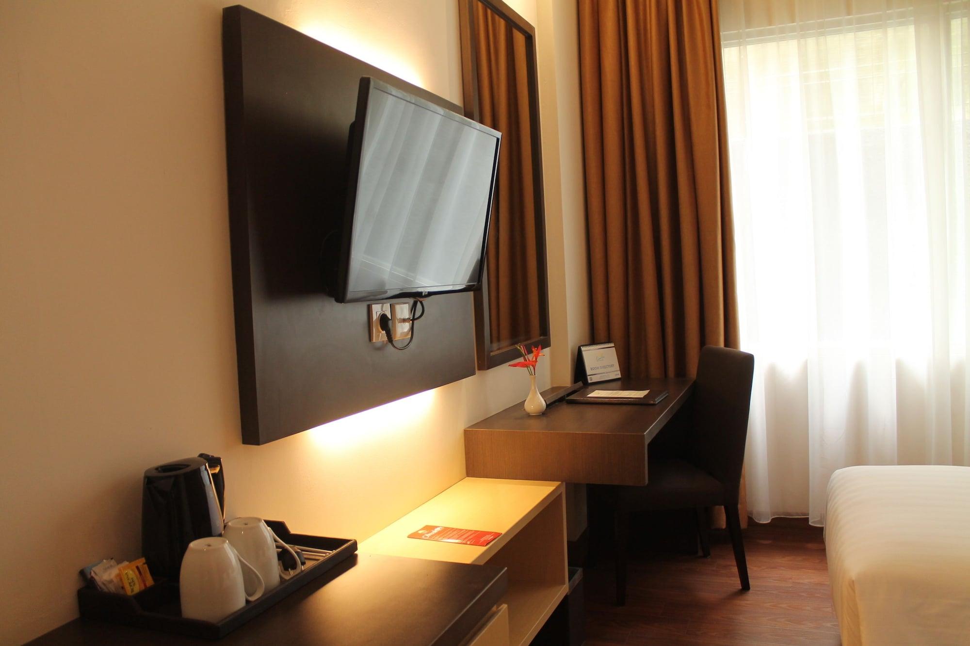 Laras Asri Resort & Spa Salatiga Zewnętrze zdjęcie