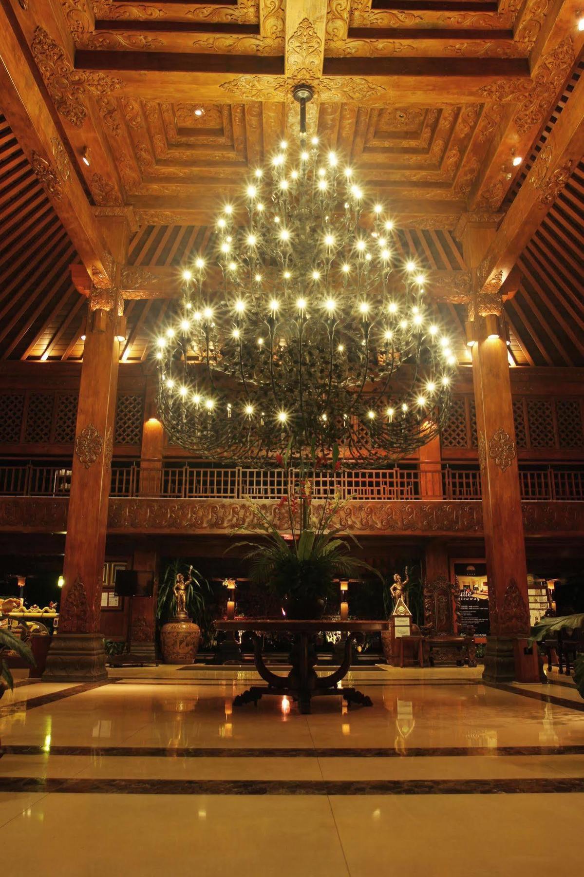 Laras Asri Resort & Spa Salatiga Zewnętrze zdjęcie