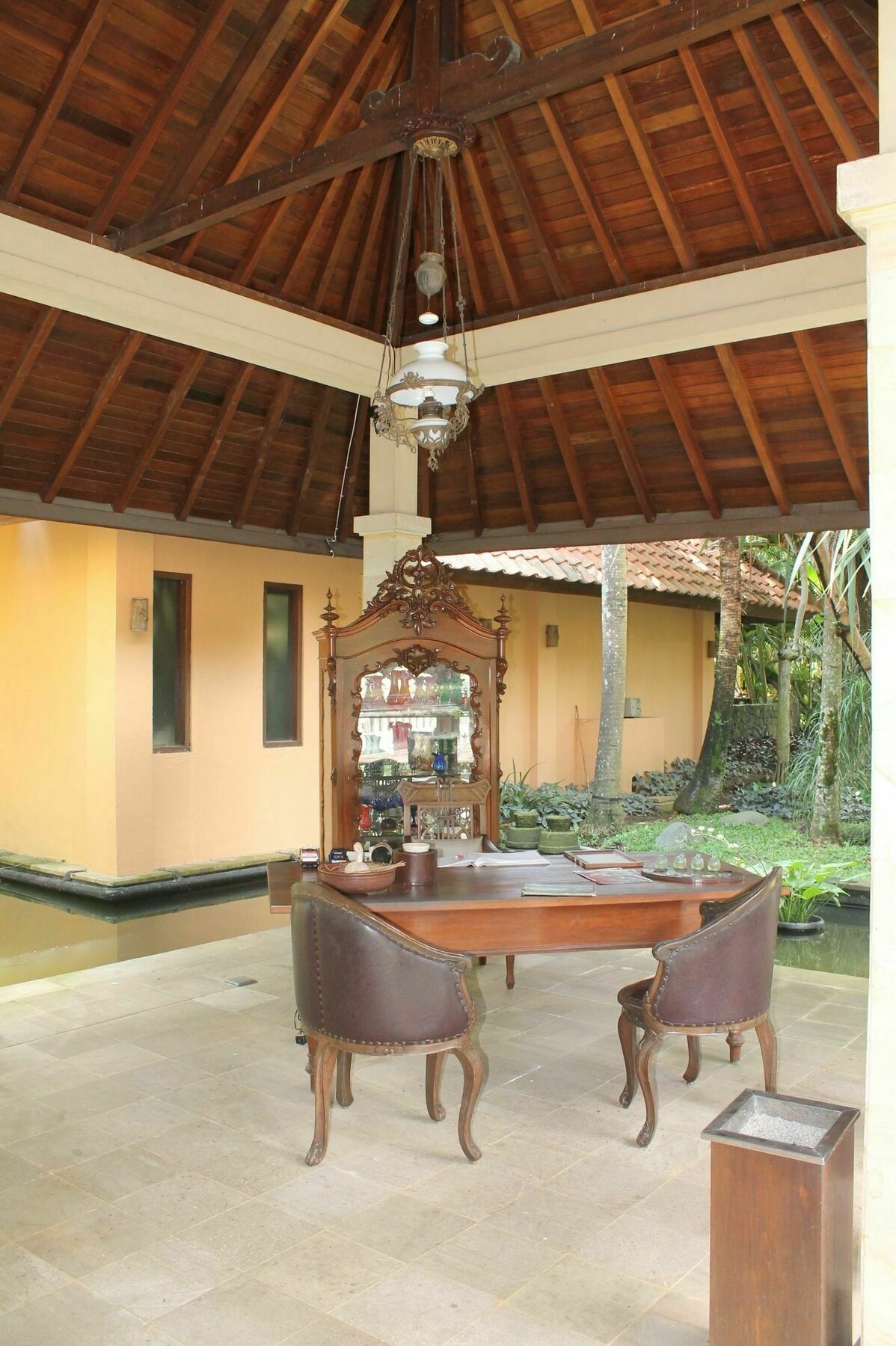 Laras Asri Resort & Spa Salatiga Zewnętrze zdjęcie